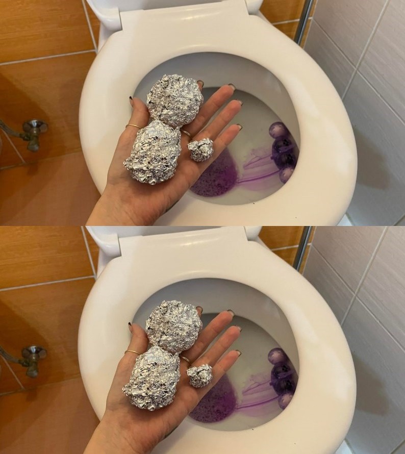 Form 3 balls with the aluminum foil and throw them into the toilet. You will never have to worry about cleaning again